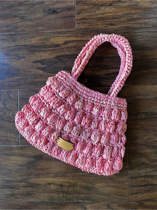 Flora Tote | Handbags | Frances Valentine | Archery Close  FRANCES VALENTINE raffia tote bag in pink